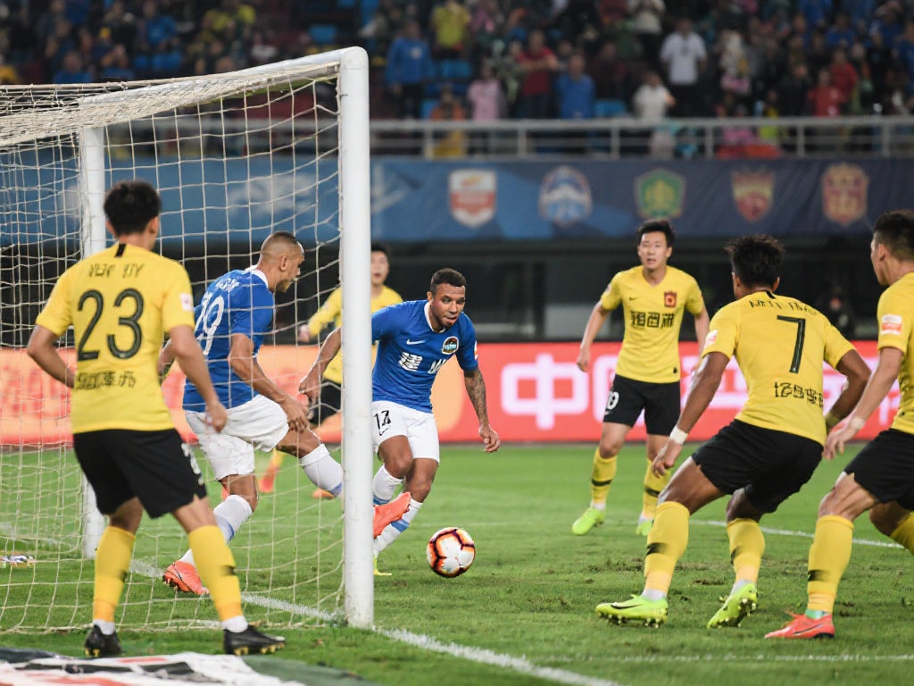 容虽然实力 容虽然实力